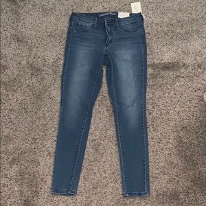 Women’s Mid-Rise Jegging